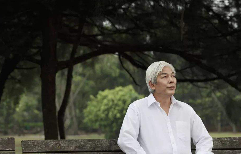 黑奥秘养发馆加盟