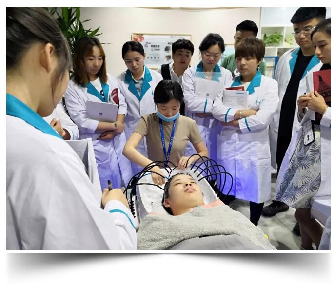 黑奥秘头发理疗中心