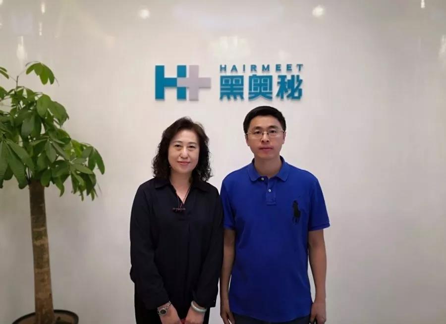 安女士与黑奥秘董事长吴庆辉