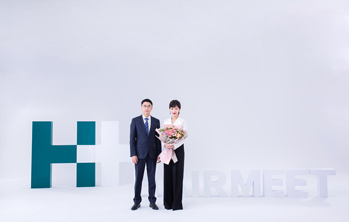 黑奥秘脱发白发中心